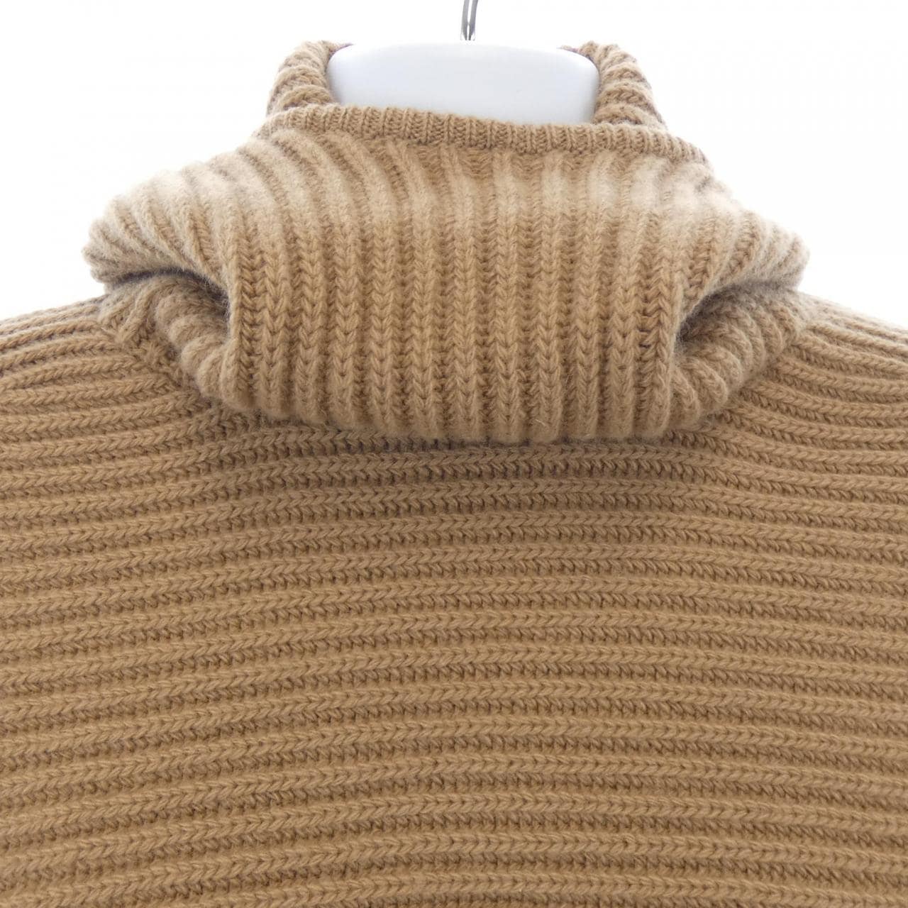 フェラガモ FERRAGAMO ニット