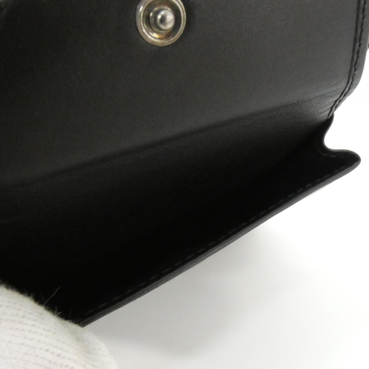 グッチ 146223 A0V1R 財布