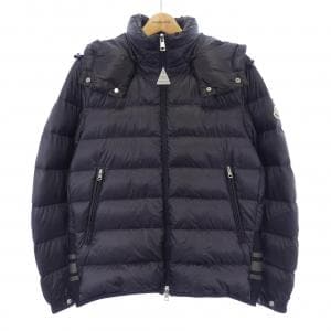 モンクレール MONCLER ダウンジャケット