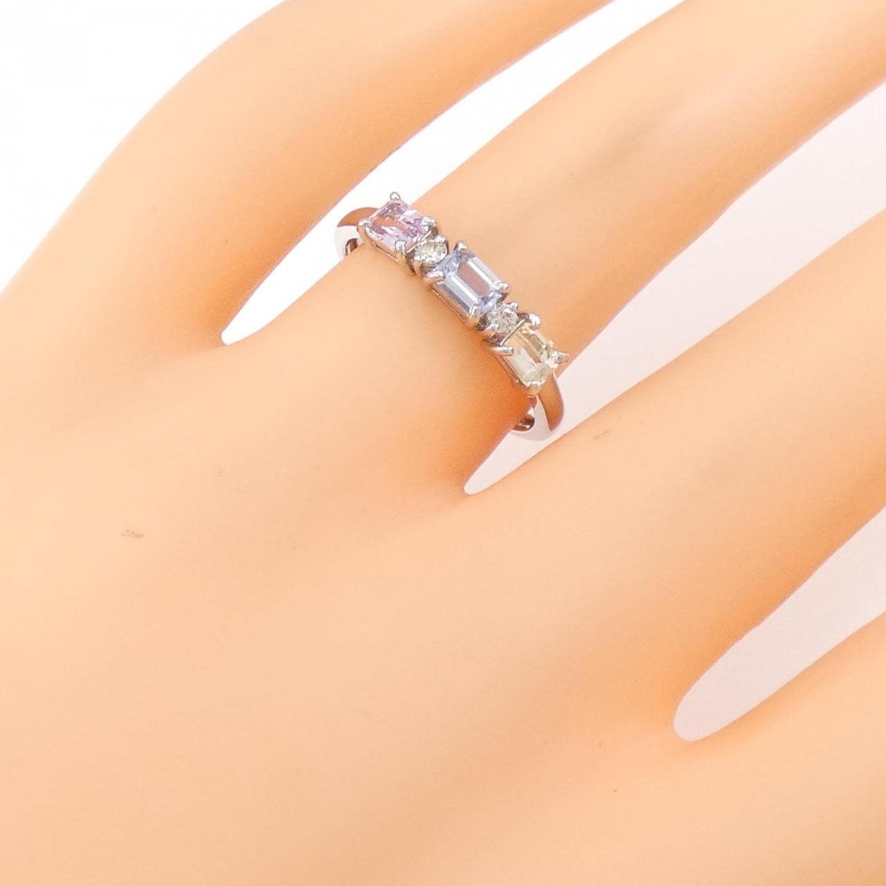 【新品】PT サファイヤ リング 0.69CT