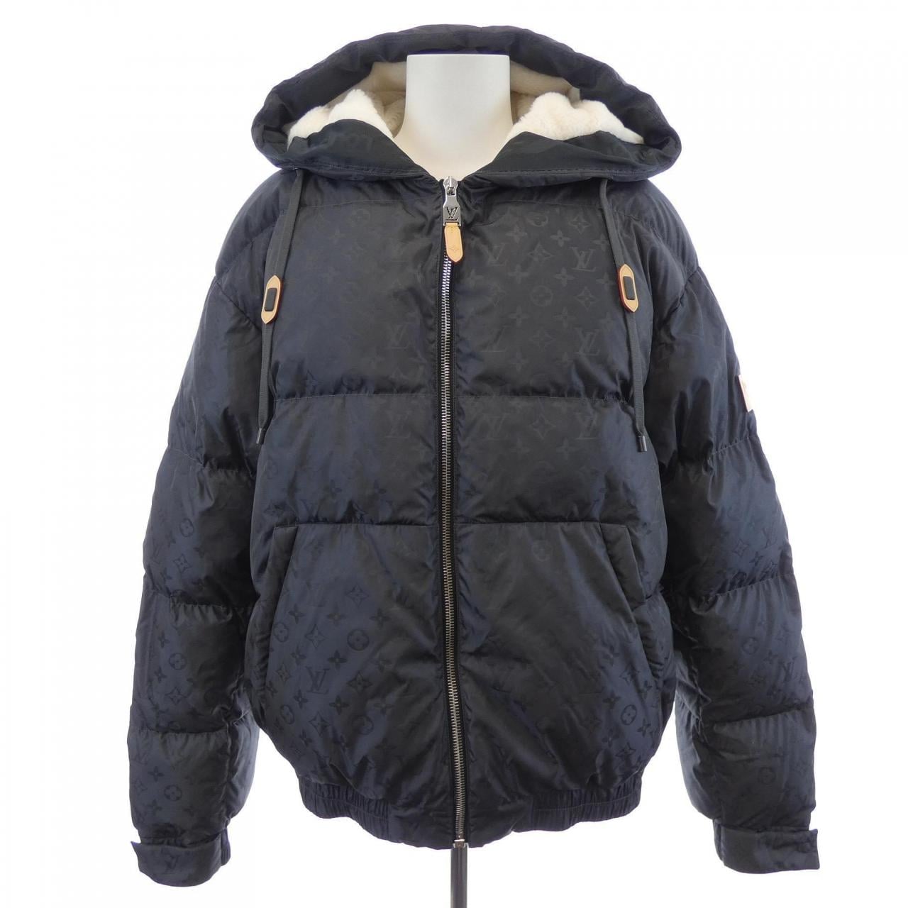 ルイヴィトン LOUIS VUITTON モノグラムダウンジャケット HSB37EQRS ブルゾン