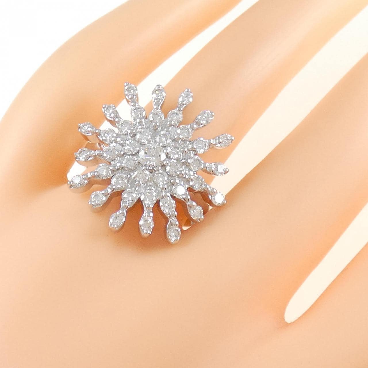 750WG ダイヤモンド リング 0.18CT