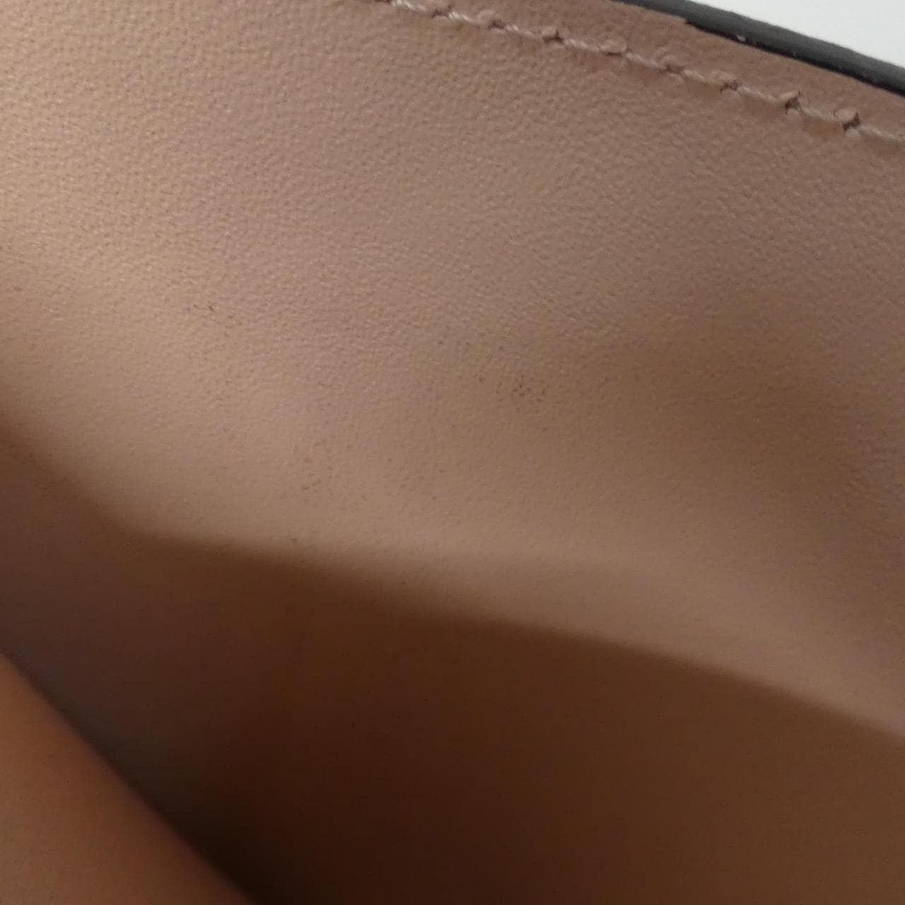 ルイヴィトン マヒナ ポルトフォイユ イリス コンパクト M82757 財布