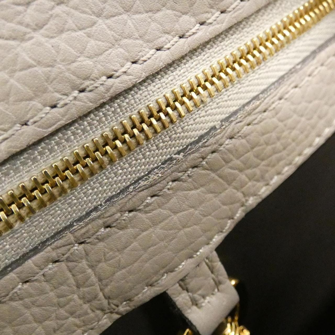LOUIS VUITTON Capucines BB M94634 包
