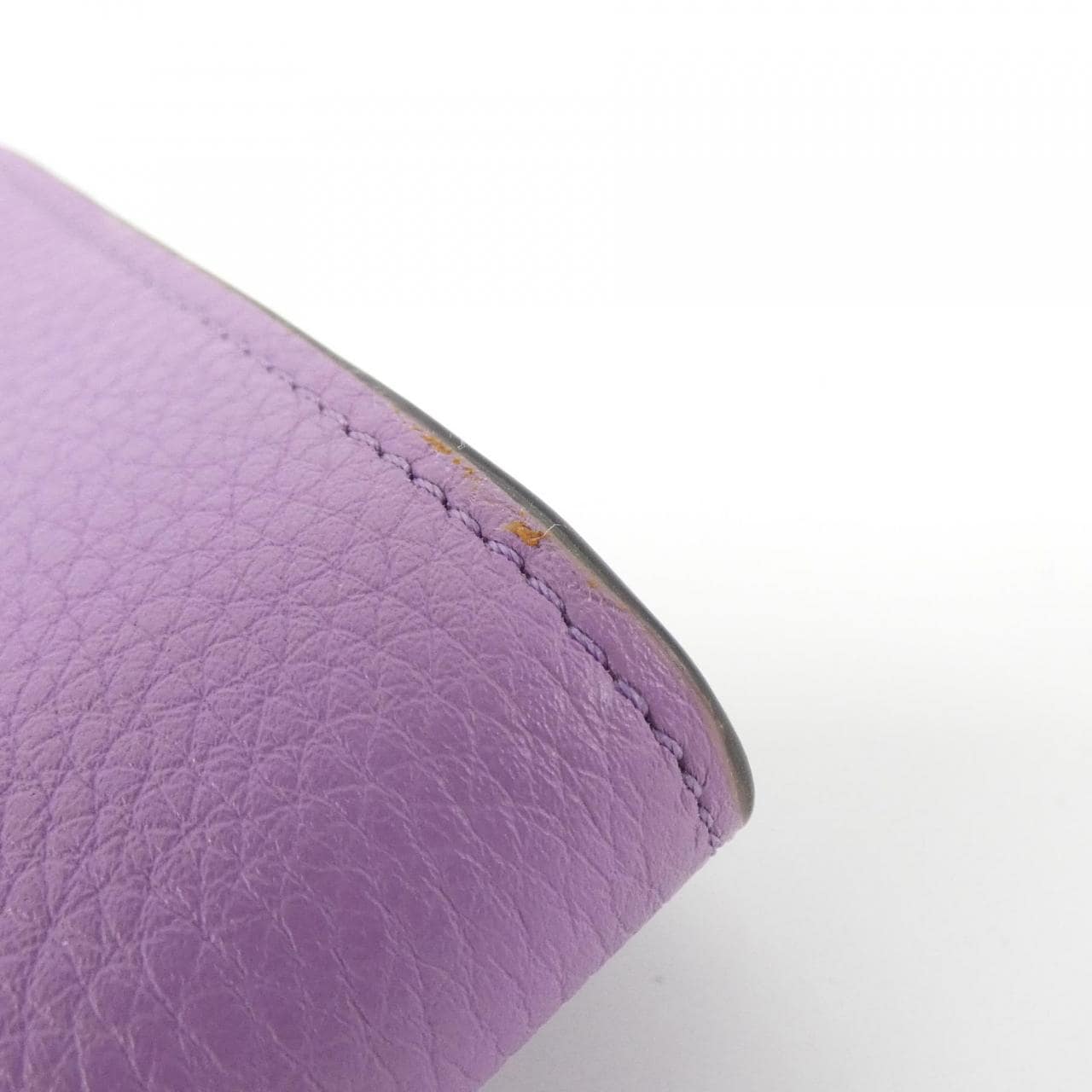 FENDI Peekaboo 8M0427 A91B 钱包