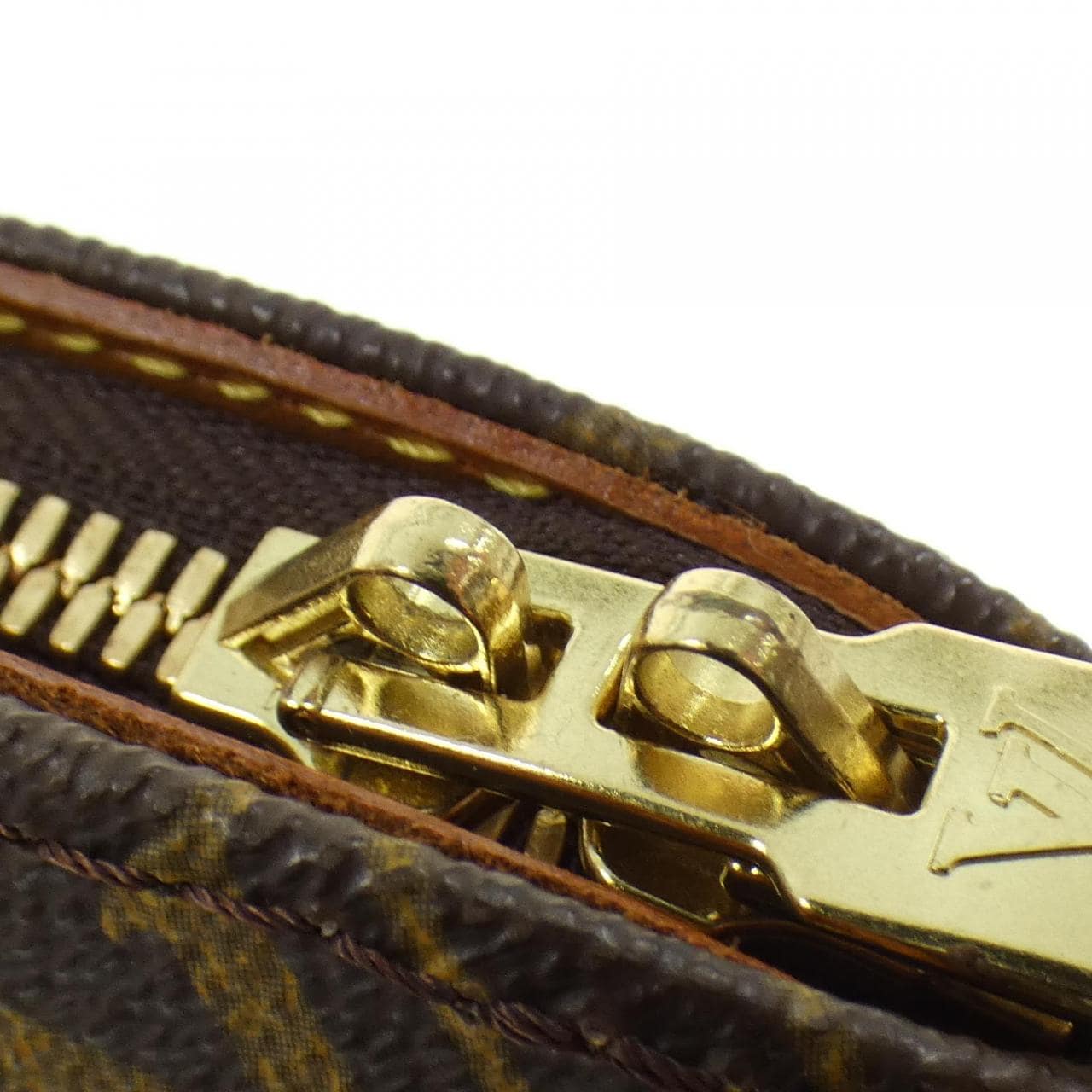 LOUIS VUITTON Monogram Ellipse MM M51126 Bag