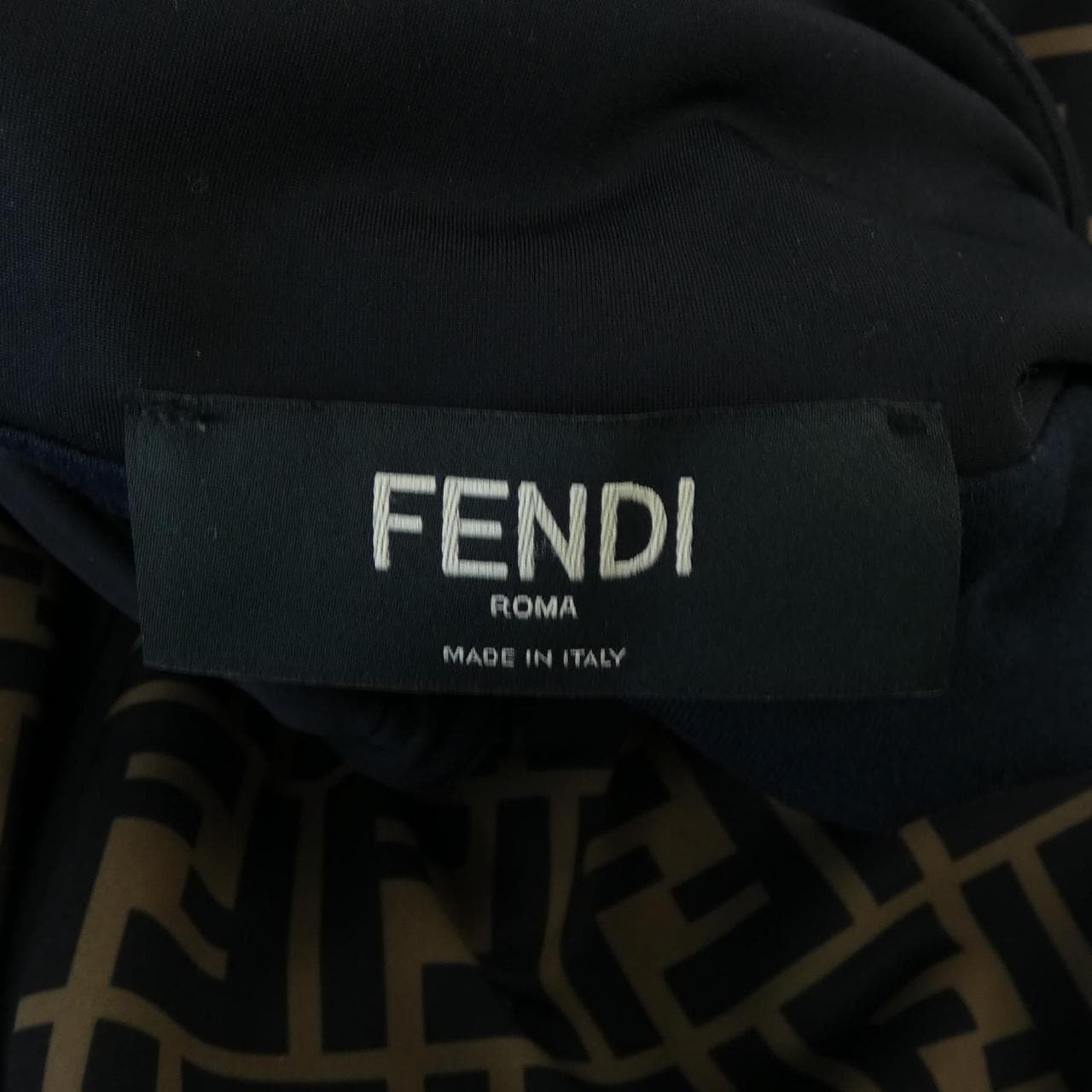 フェンディ FENDI FAF523 AAA4 ブルゾン