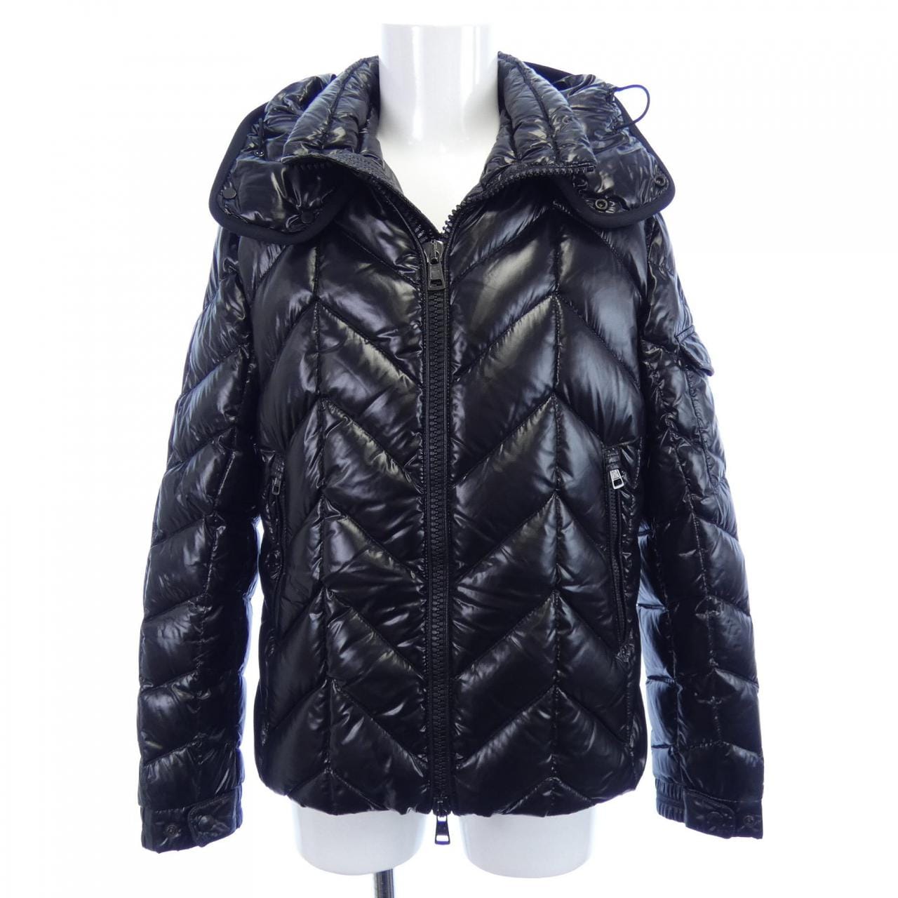 モンクレール MONCLER BERRIAT ダウンジャケット