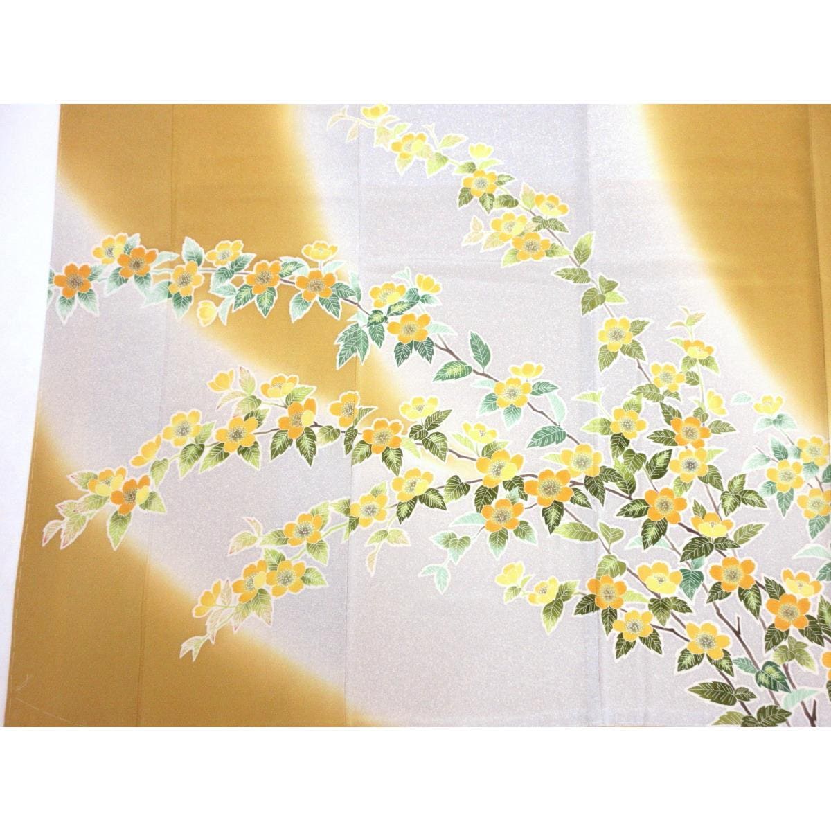 [Unused items] Visiting kimono, crepe, Yuzen gold leaf finish, gradation dyeing