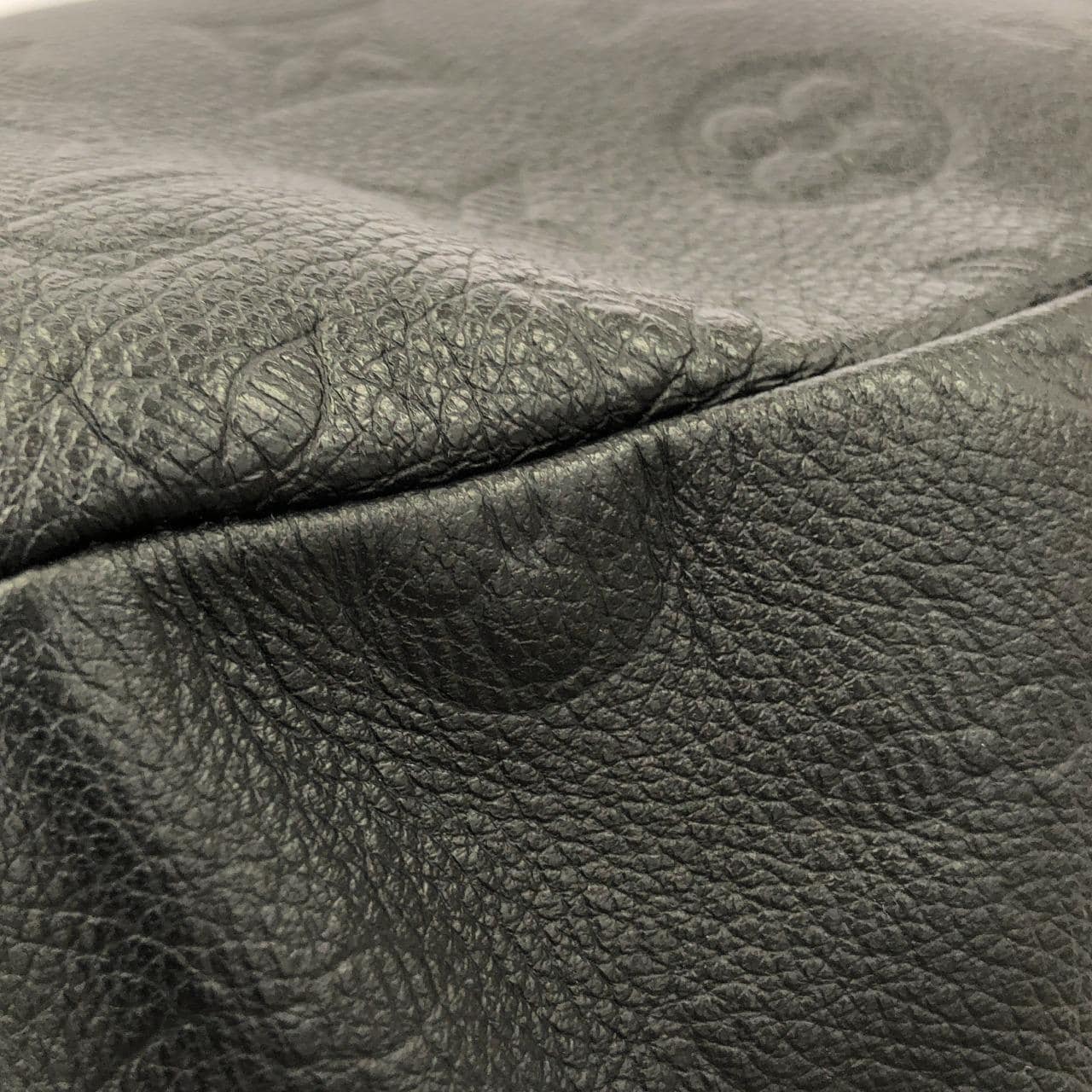 ルイヴィトン モノグラム シャドウ ホーボー ハンモックバッグ M12850 ショルダーバッグ