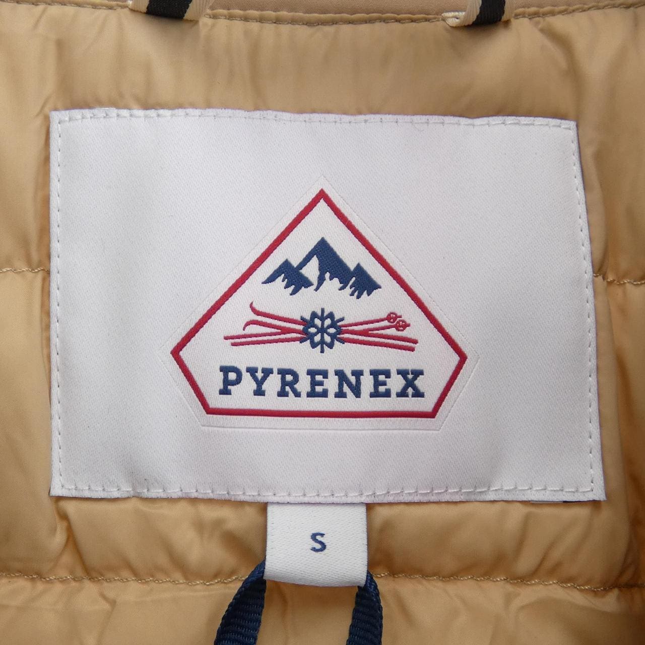 比利牛斯PYRENEX羽绒服