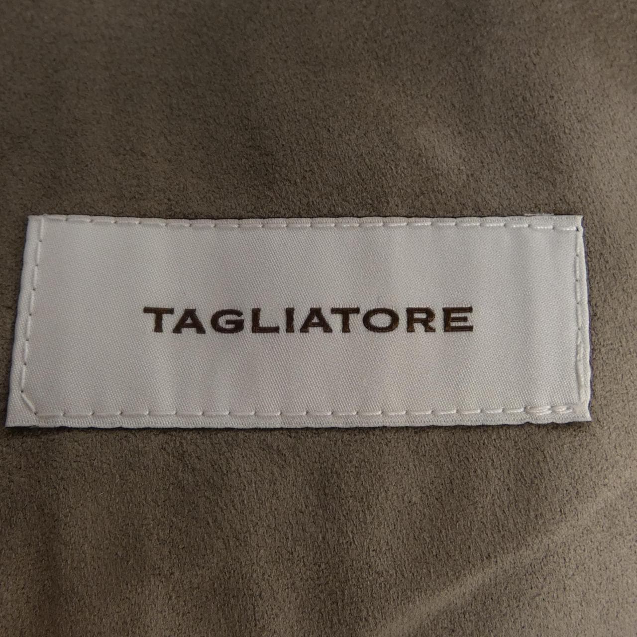タリアトーレ TAGLIATORE ジャケット