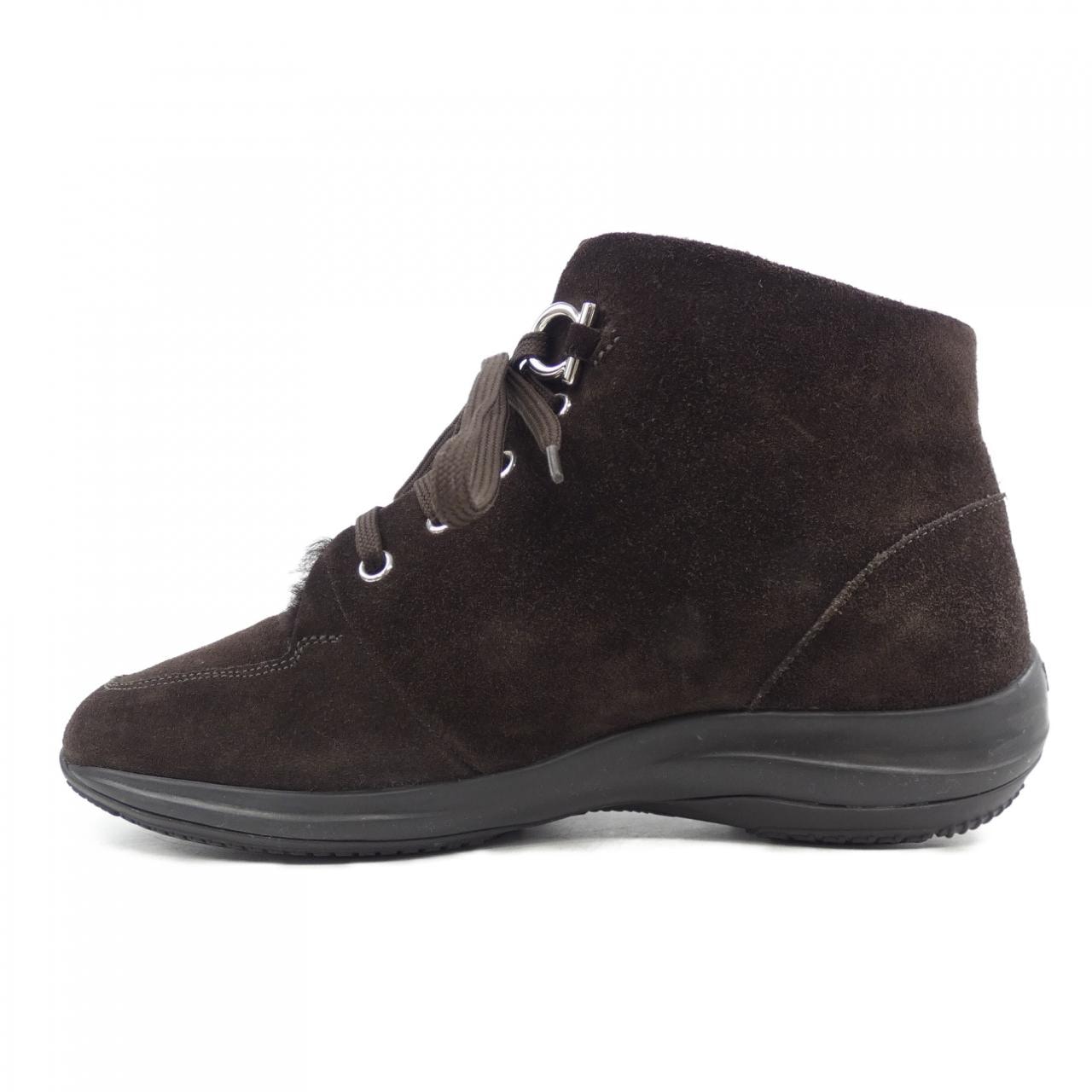 サルヴァトーレフェラガモ SALVATORE FERRAGAMO ブーツ