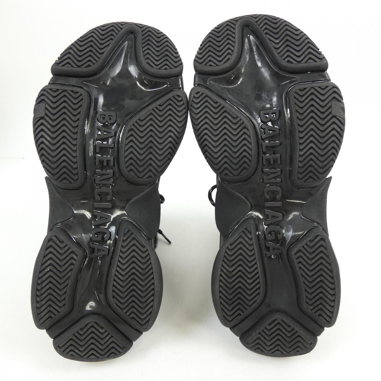 バレンシアガ BALENCIAGA TRIPLES 668563 スニーカー