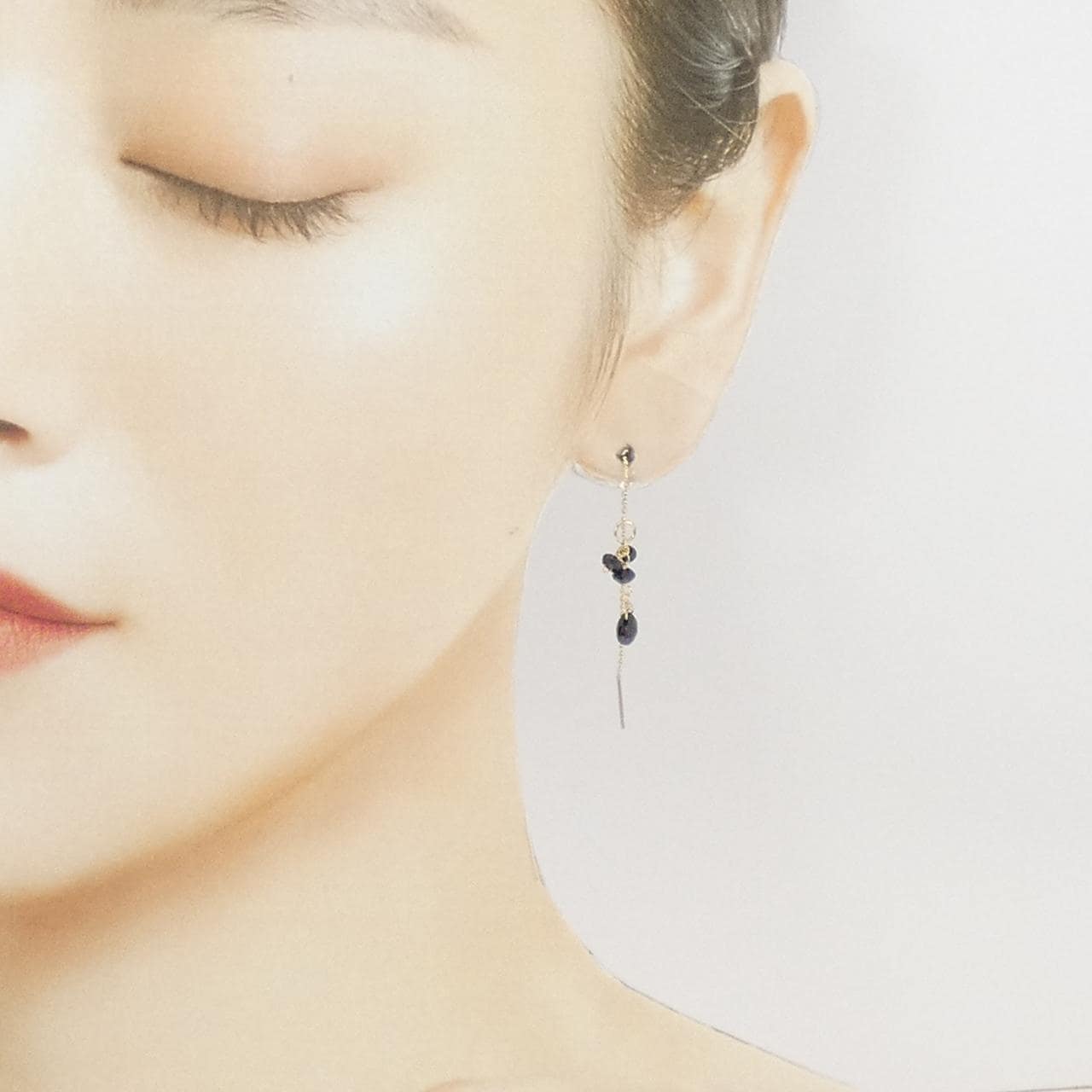 K10YG オニキス ピアス