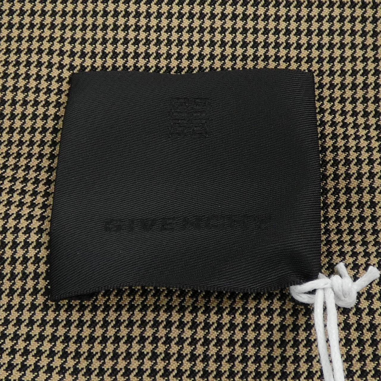 ジバンシー GIVENCHY BM00WV14AM ベスト