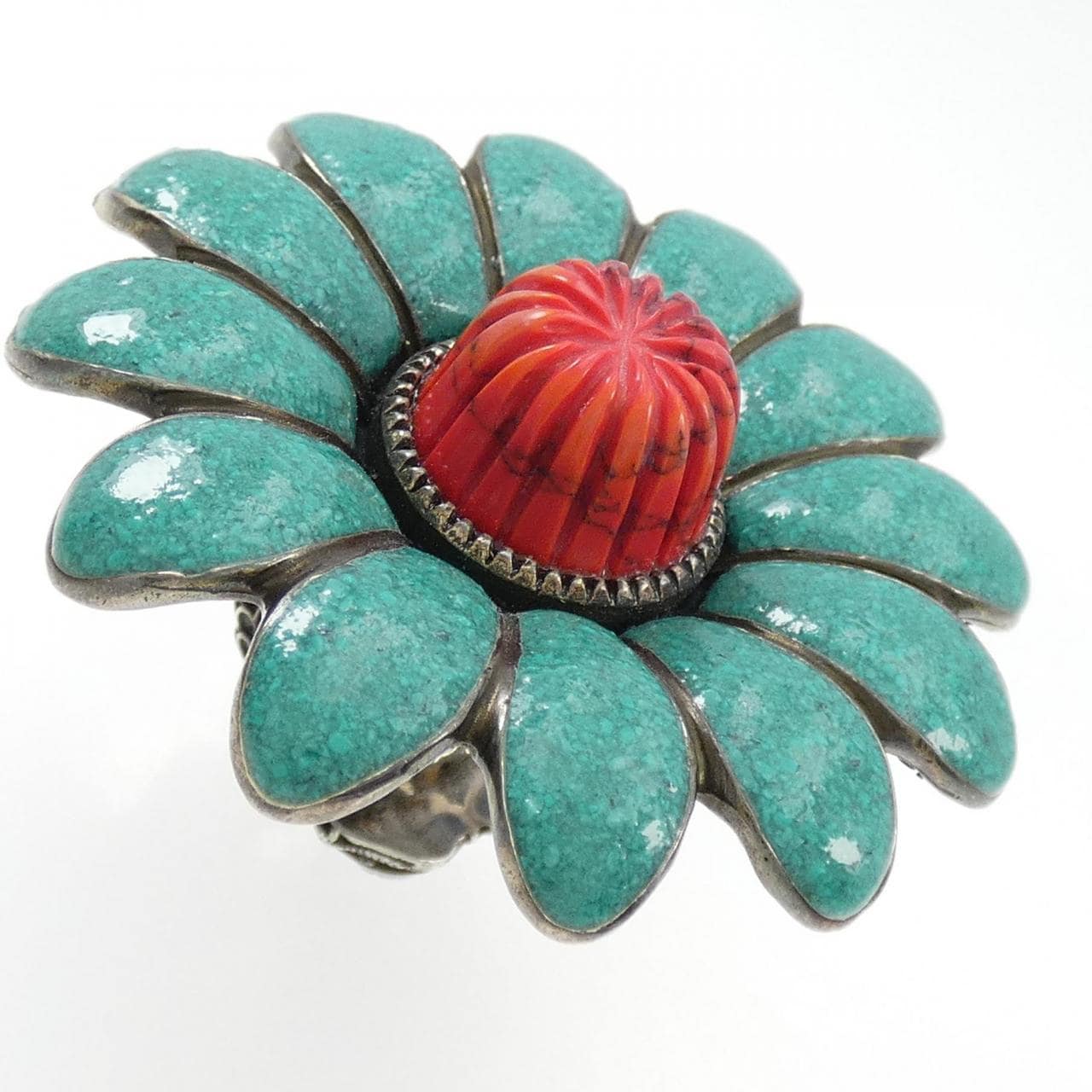 gucci flower resin ring
