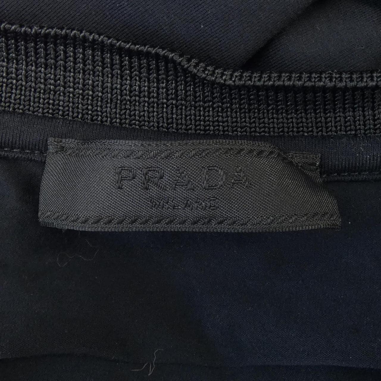 プラダ PRADA UJN458 J181 1NXJ Tシャツ