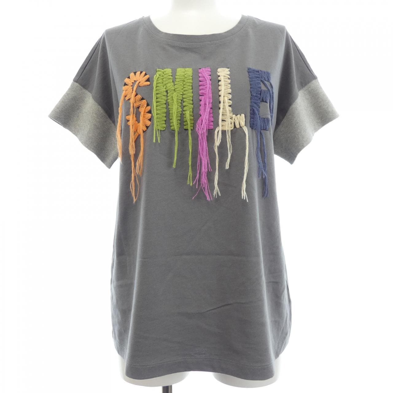 PLUS PLUS Tシャツ