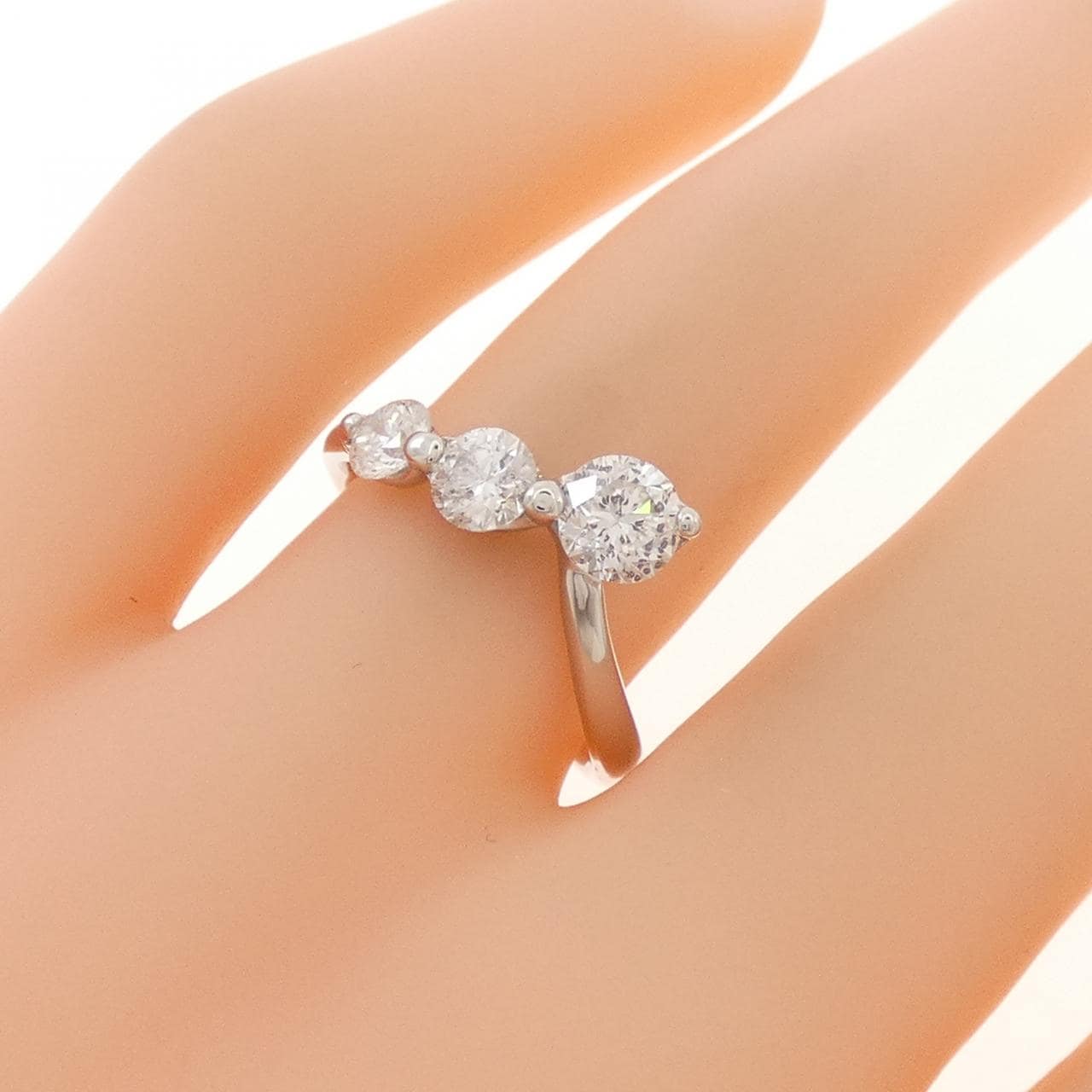 PT900 ダイヤモンド リング 1CT
