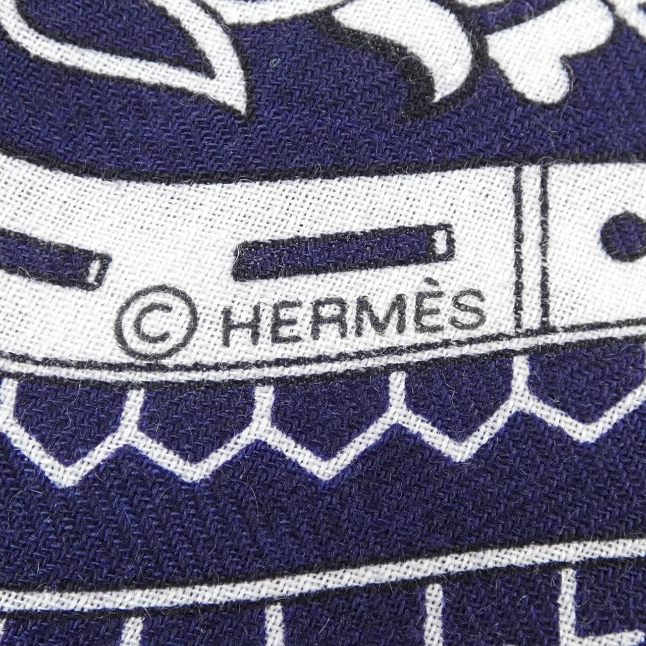 エルメス HERMES CHEVAL DECOEUR BANDANA H244259S カレジェアン140 ショール