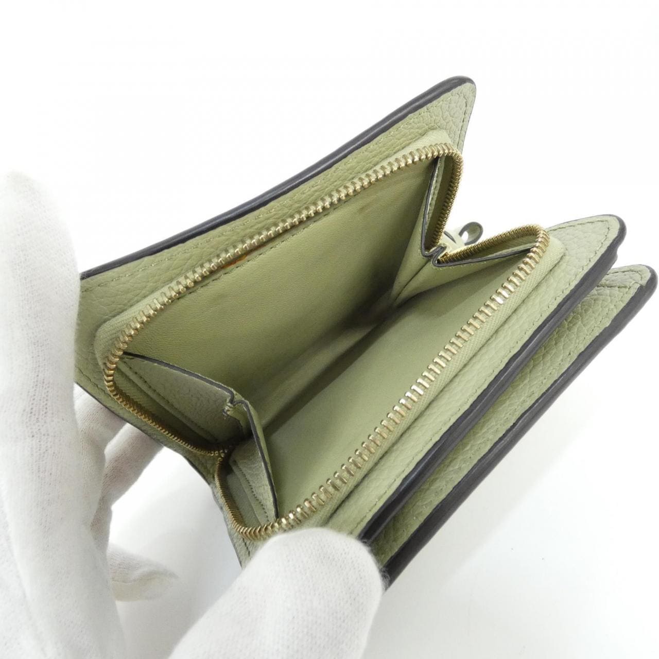 クロエ アルファベット CHC22WP764 F57 財布