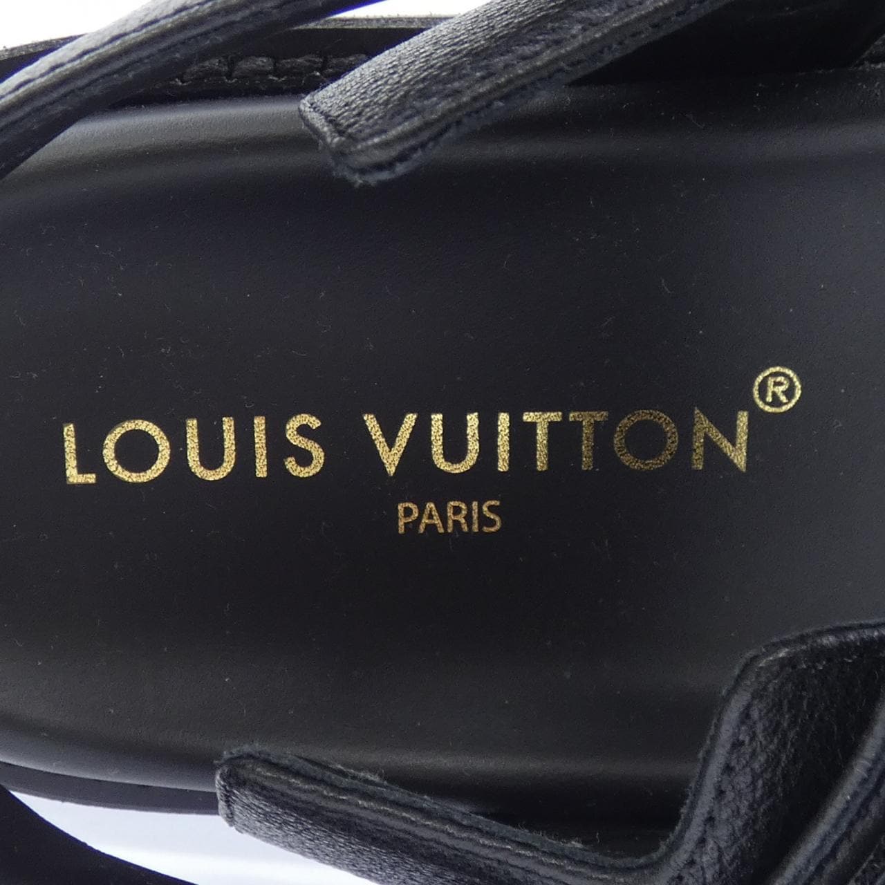 ルイヴィトン LOUIS VUITTON LVツイスト LVサンセットライン サンダル