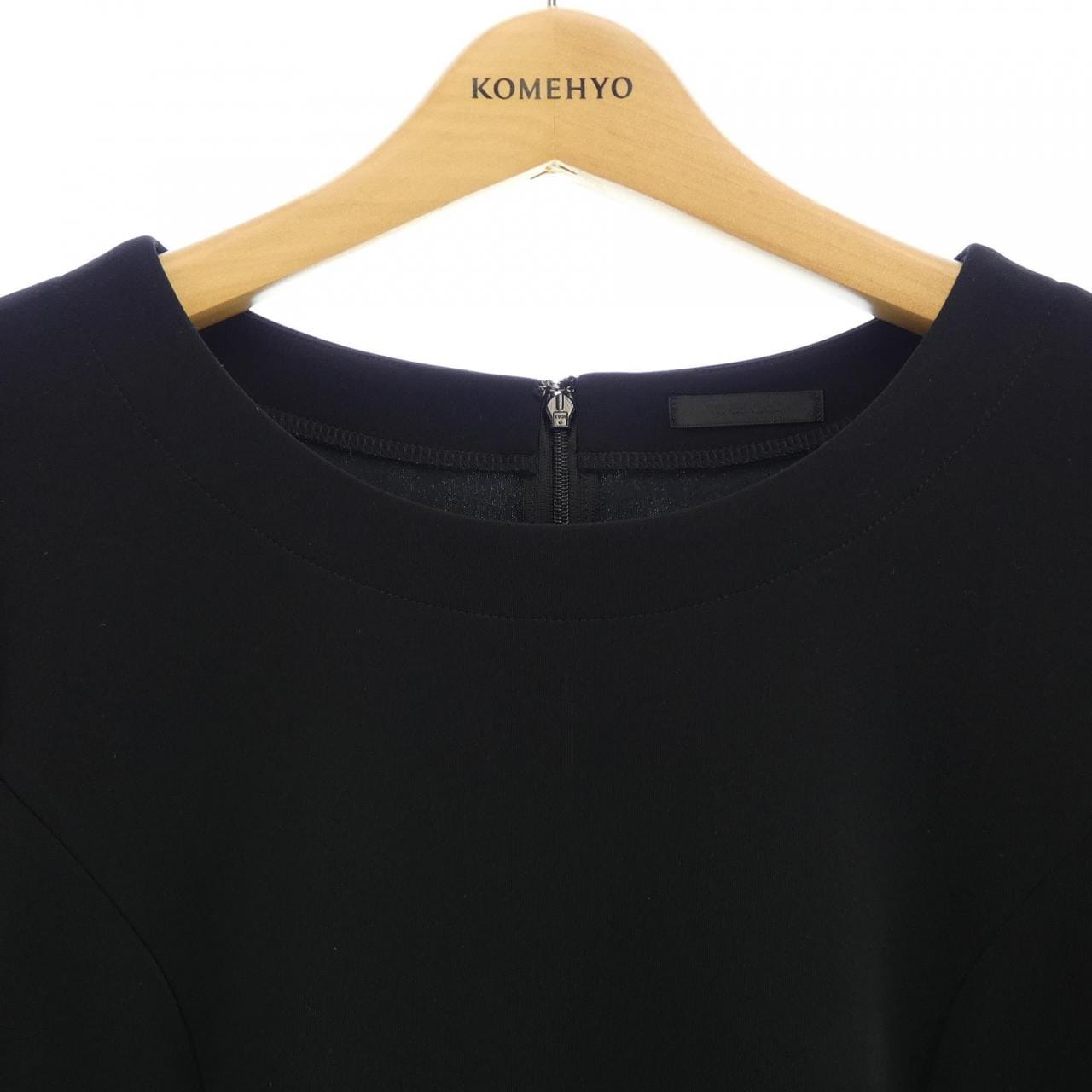 トゥービーシック TO BE CHIC W5P10-630-09 トップス