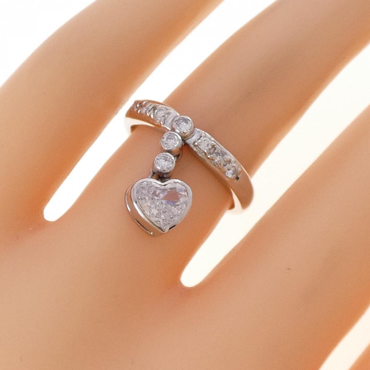 PT900 ハート ダイヤモンド リング 0.48CT