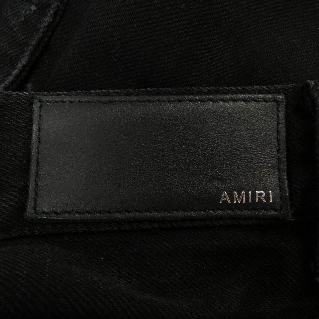 アミリ AMIRI ショートパンツ