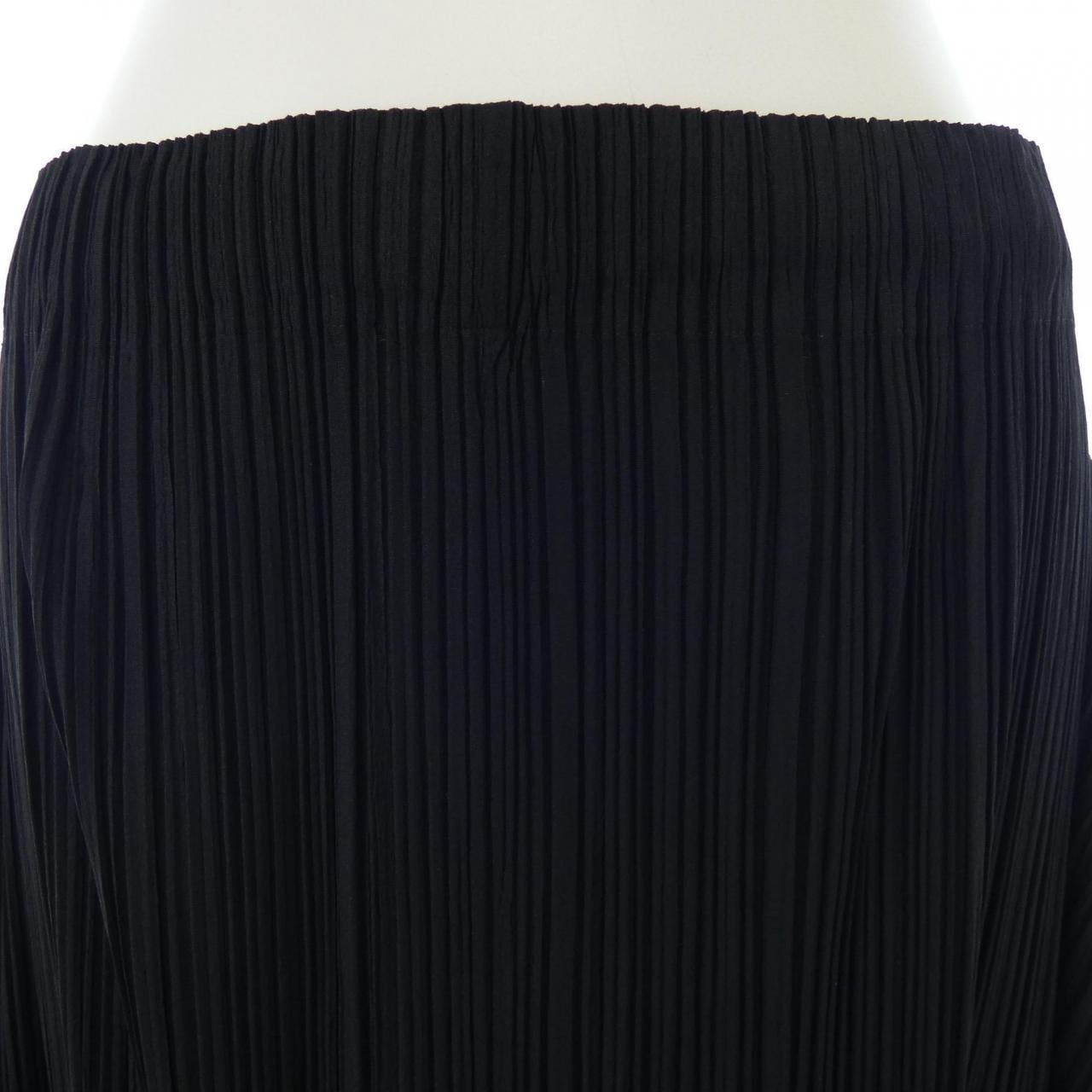 イッセイミヤケ ISSEY MIYAKE IM42FG243 スカート