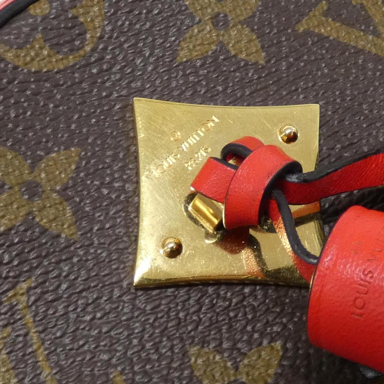 ルイヴィトン モノグラム サントンジュ M43556 ショルダーバッグ