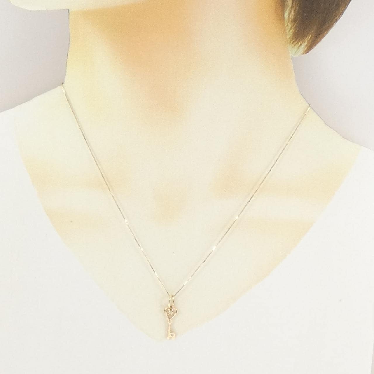 アガット キー ダイヤモンド ネックレス 0.01CT
