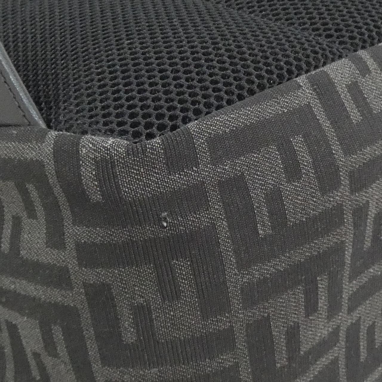 フェンディ フェンディネス バックパック 7VZ066 AG0M リュックサック