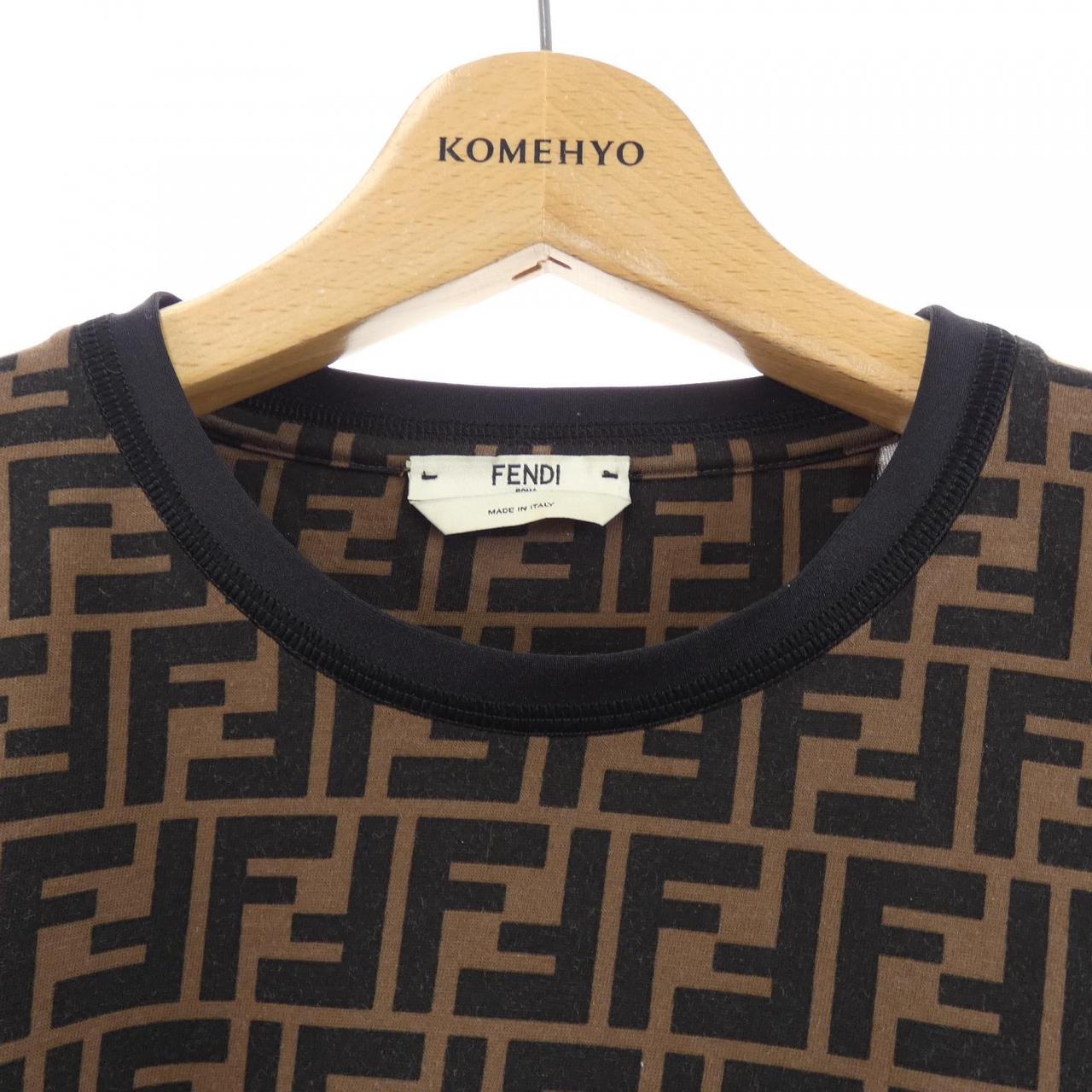 フェンディ FENDI FS7160 A7W5 Tシャツ