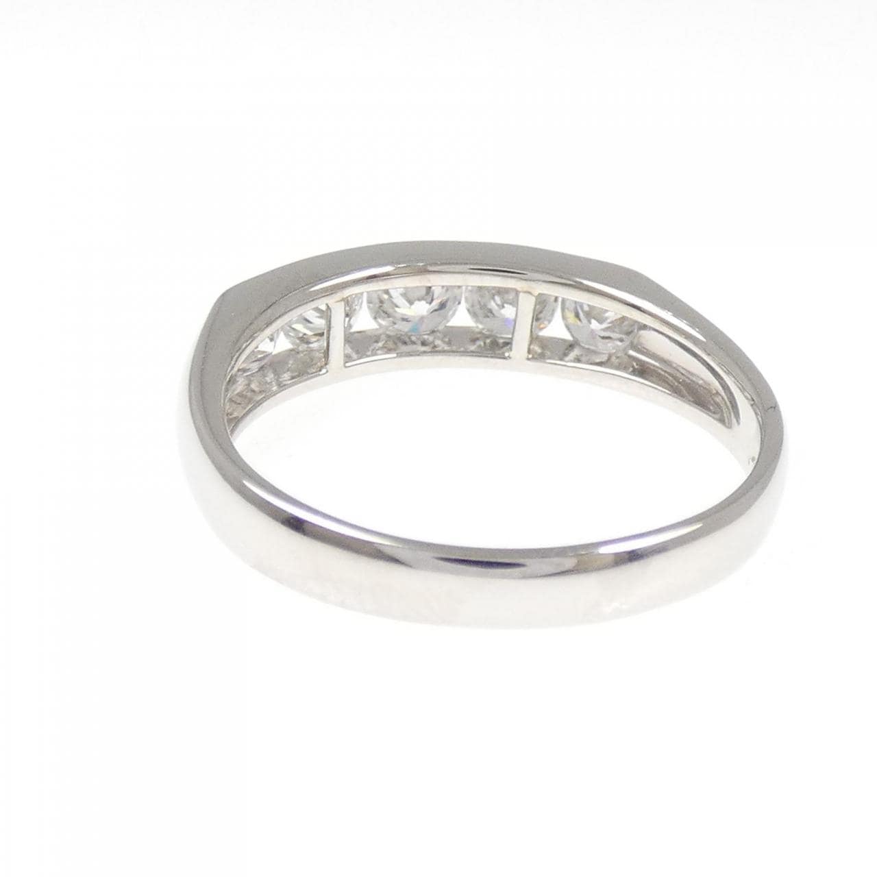 PT900 ダイヤモンド リング 1.00CT