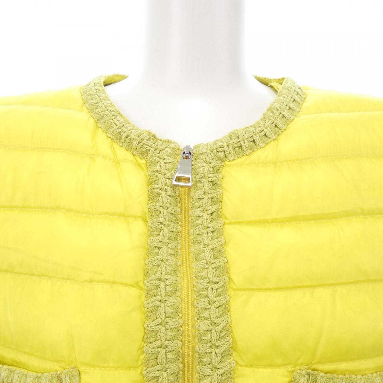 モンクレール MONCLER ダウンジャケット