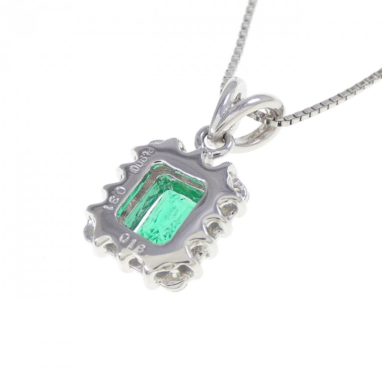 PT900/PT850 エメラルド ネックレス 0.31CT