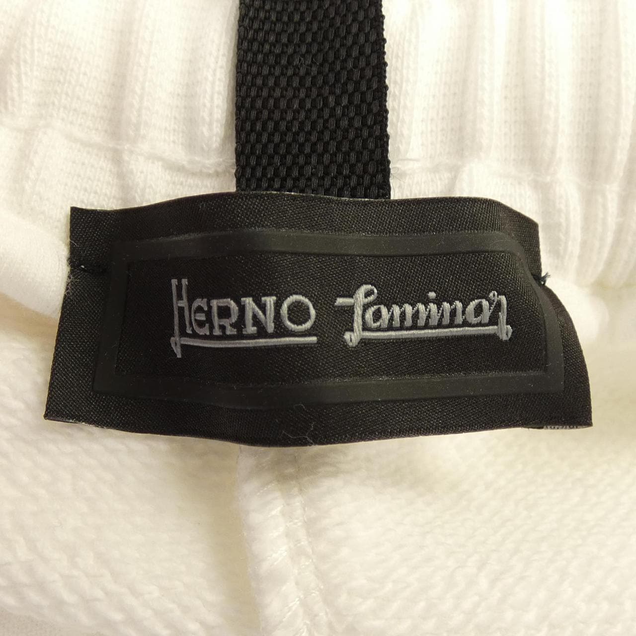 ヘルノ Herno PT00025DL パンツ