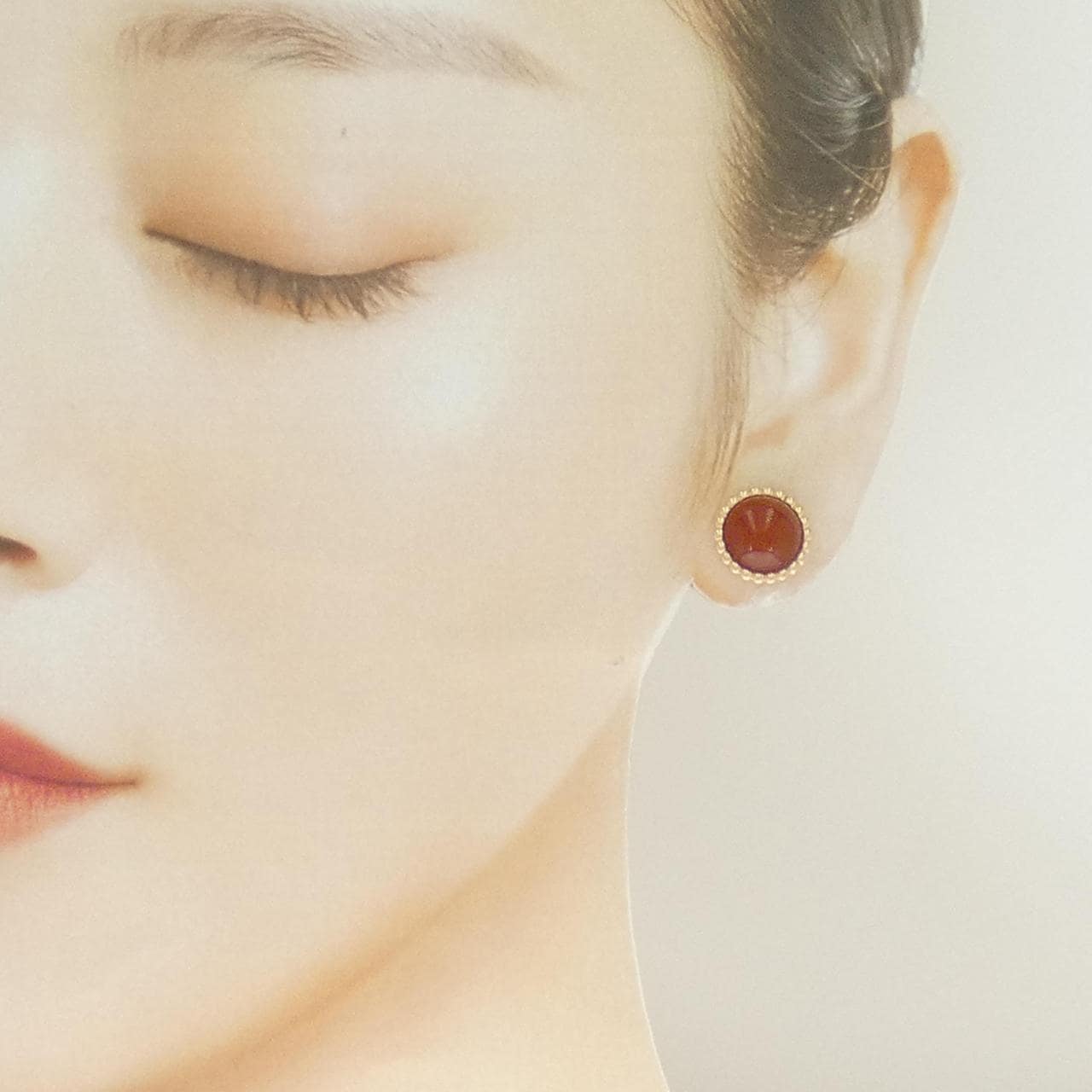 ヴァンクリーフ&アーペル ペルレ クルール ピアス