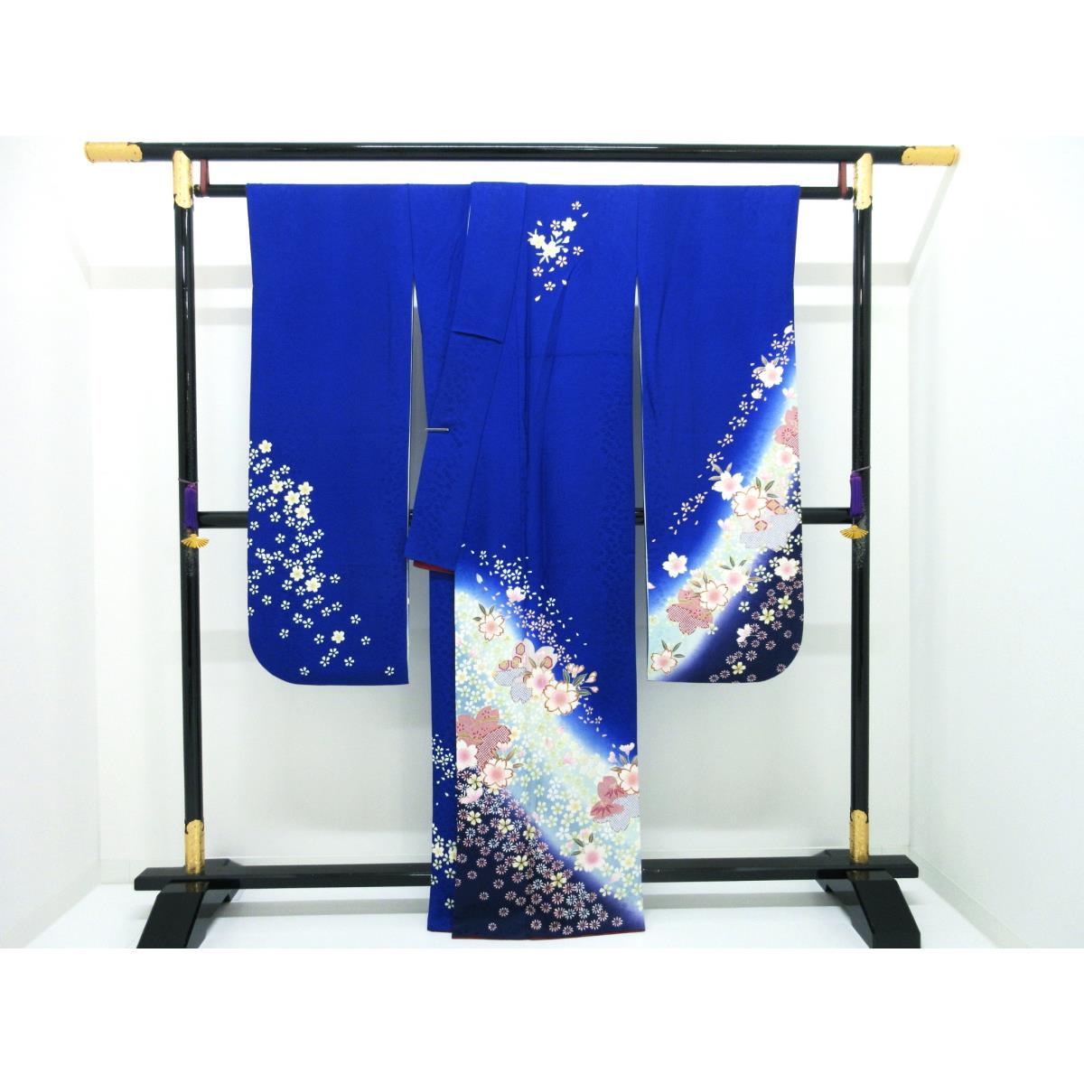 振袖　友禅金彩加工　刺繍入りボカシ染