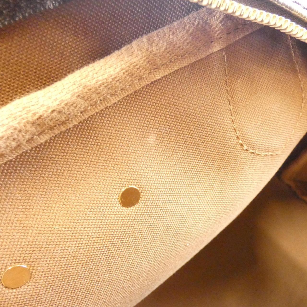 LOUIS VUITTON Montorgueil GM M95566 斜背包