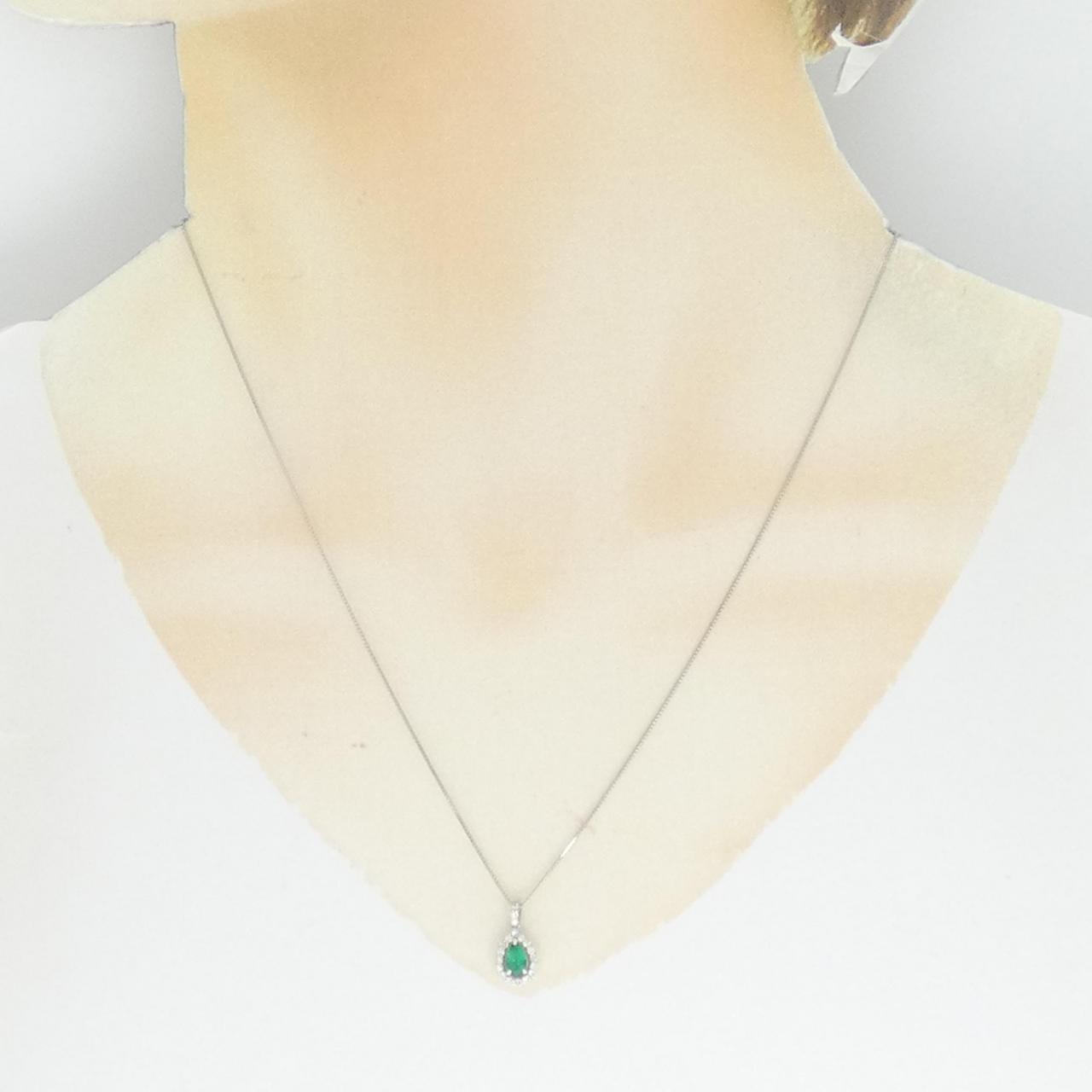 [BRAND NEW] PT Emerald Necklace 0.23CT