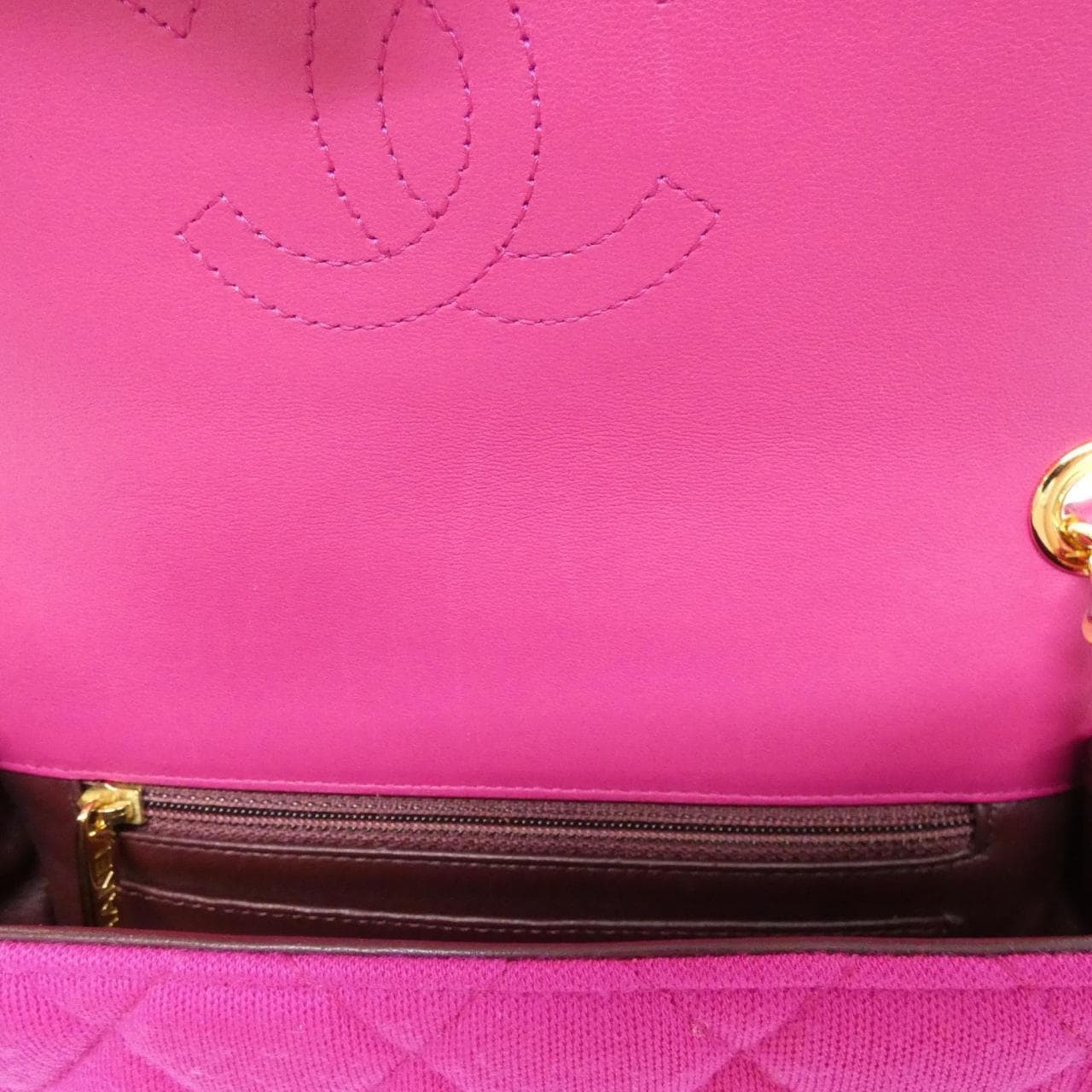 シャネル ショルダーバッグ