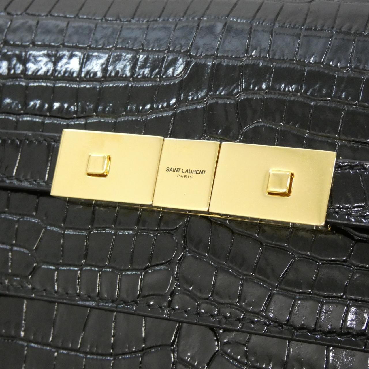 【新品】サンローラン マンハッタンスモール 675626 DND0W ショルダーバッグ