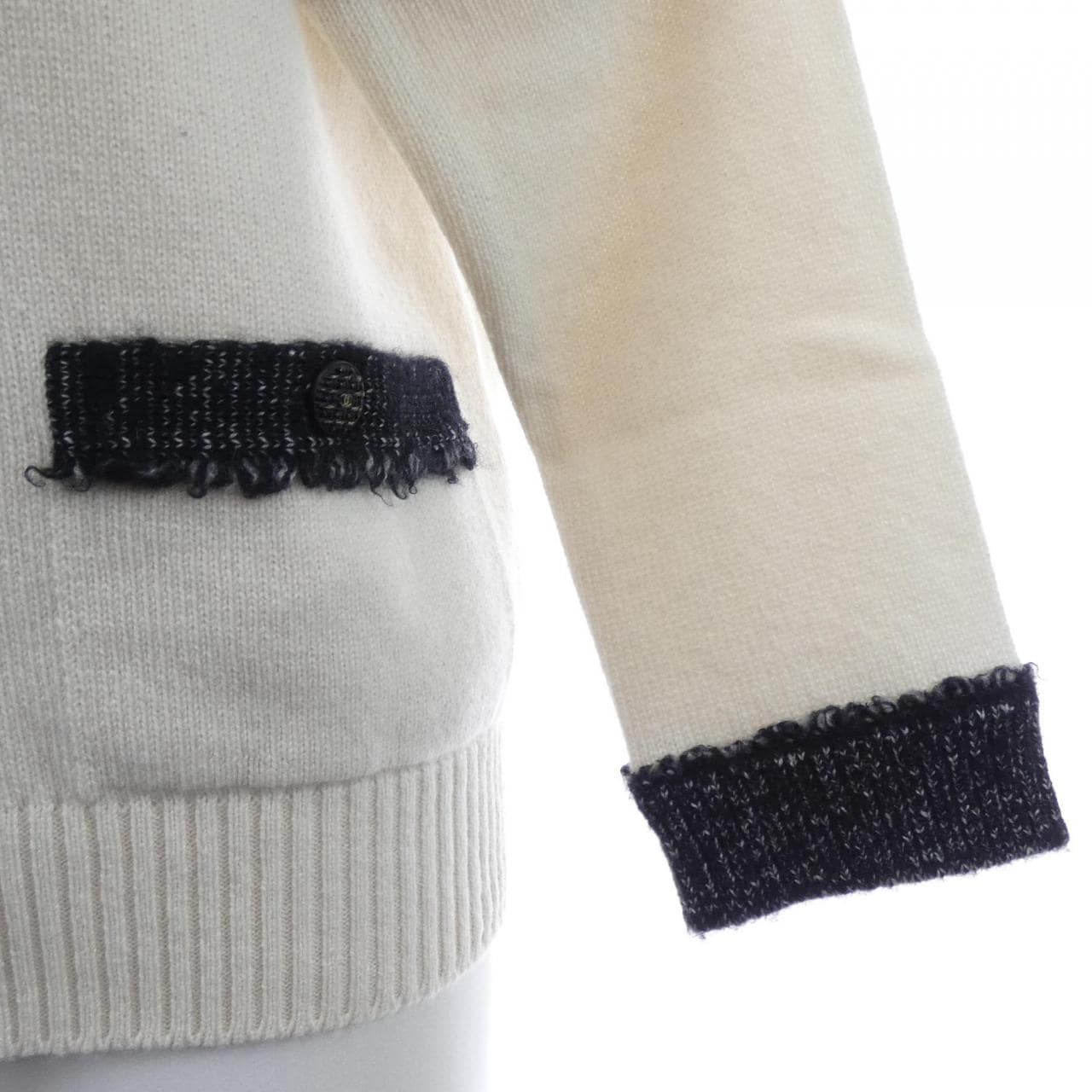 シャネル CHANEL P60088K07829 カーディガン