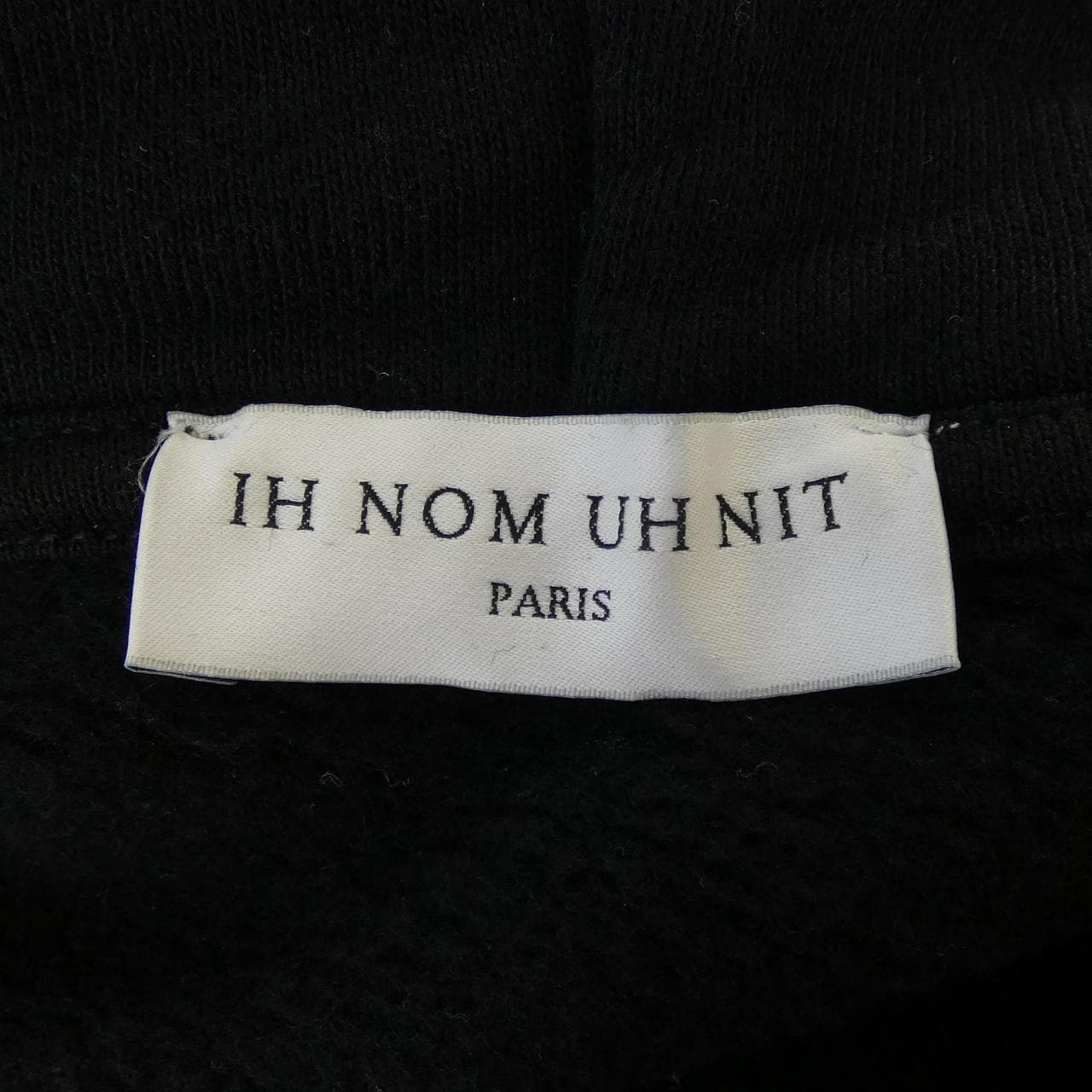 IH NOM UH NIT パーカー