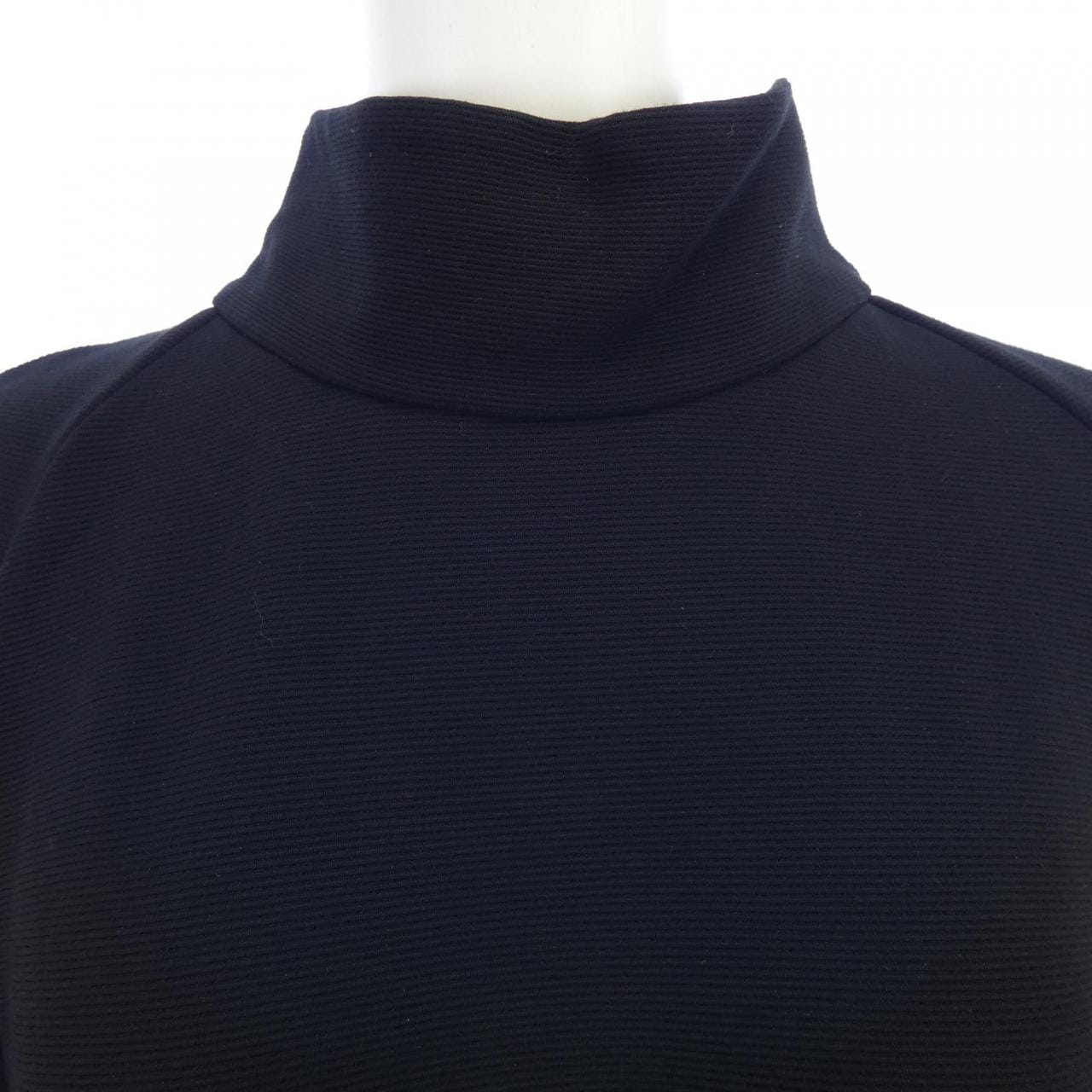 エンポリオアルマーニ EMPORIO ARMANI ワンピース