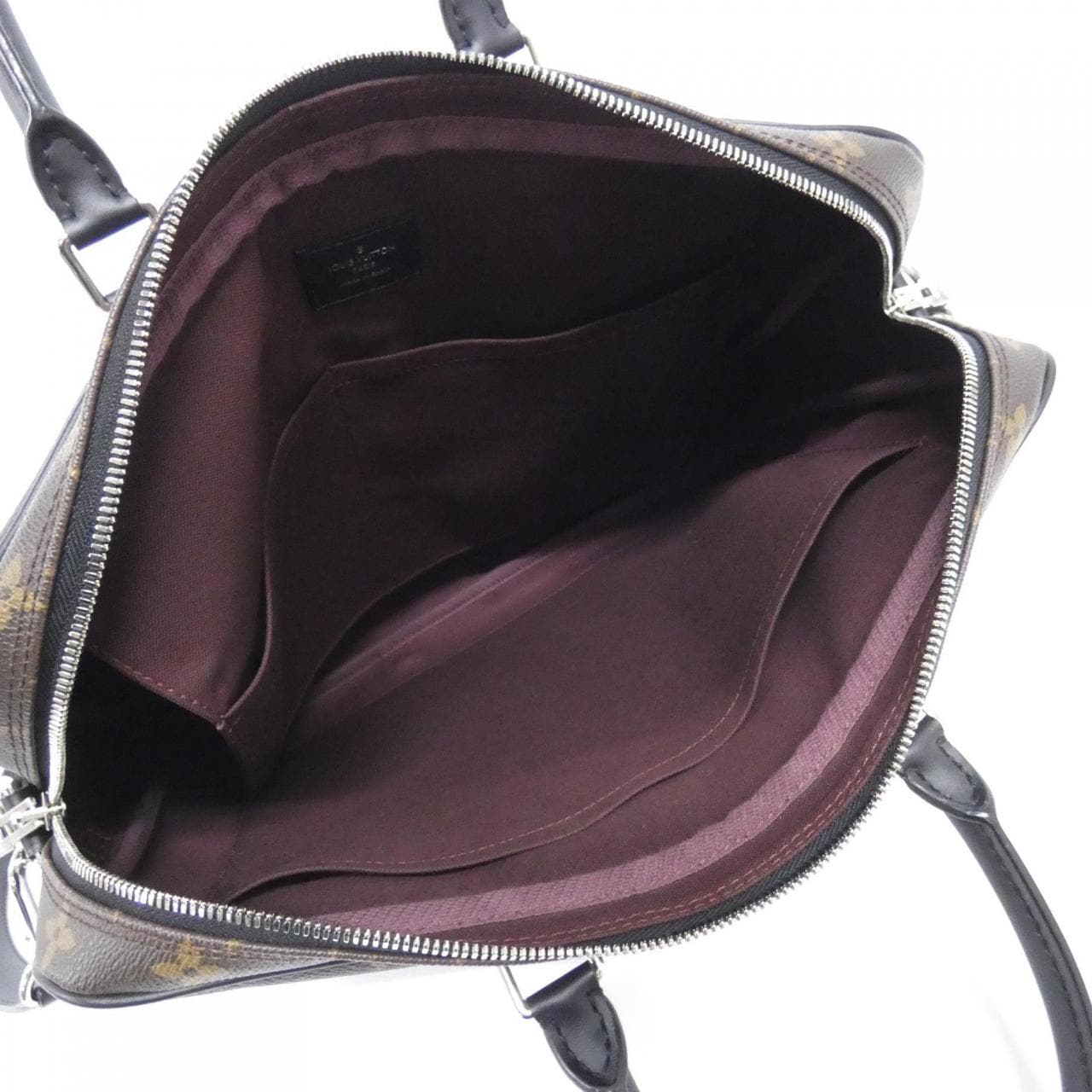 ルイヴィトン モノグラム マカサー ポルト ドキュマン ヴォワヤージュ PM M52005 バッグ