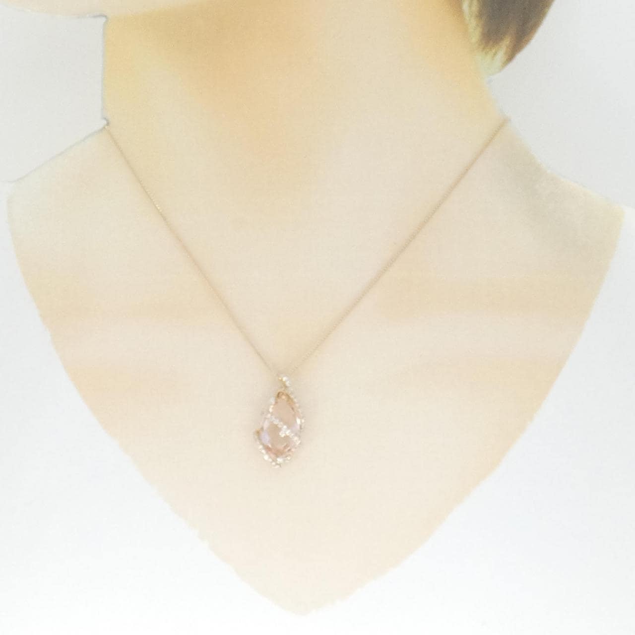 K18PG モルガナイト ネックレス 5.55CT